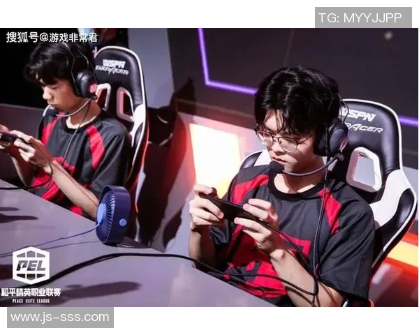 聚焦和平精英:探讨WE战队选手个人能力与团队协作的深度分析 聚焦和平精英:探讨WE战队选手个人能力与团队协作的深度分析