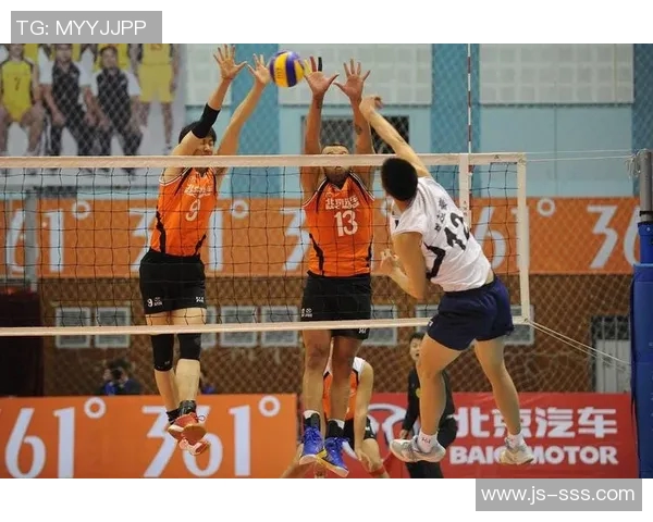 西安排球队比赛经验引发热议球迷观点各异探讨战术与策略 西安排球队比赛经验引发热议球迷观点各异探讨战术与策略